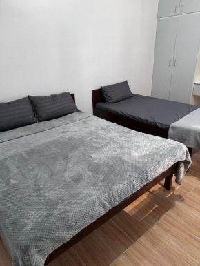 Two airconditioned Bedroom Apartment near AUM